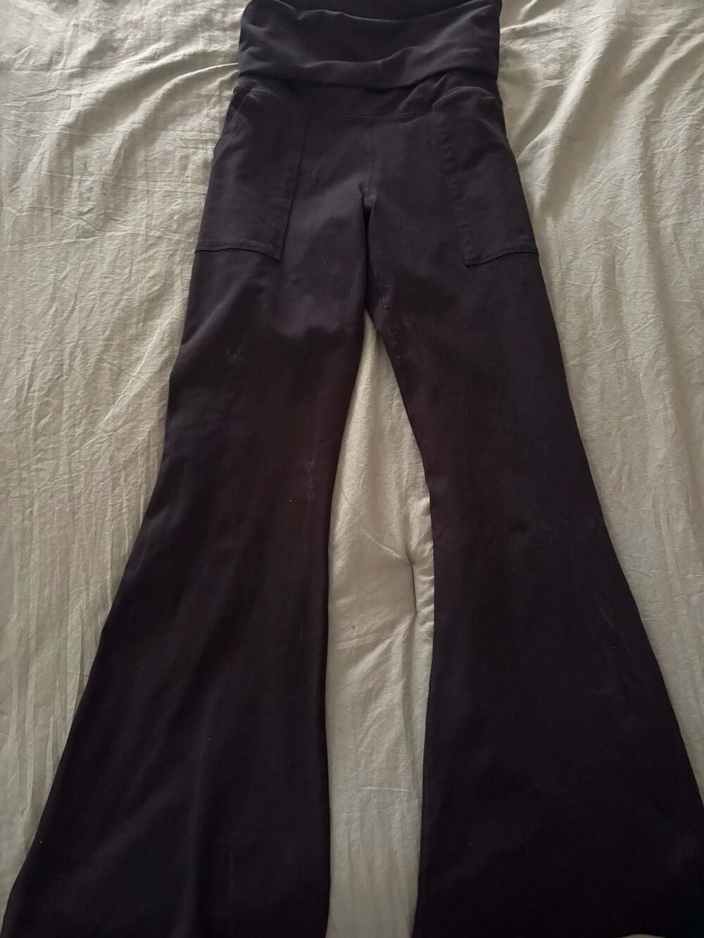 Offline by Aerie The Hugger Foldover Flare Pants